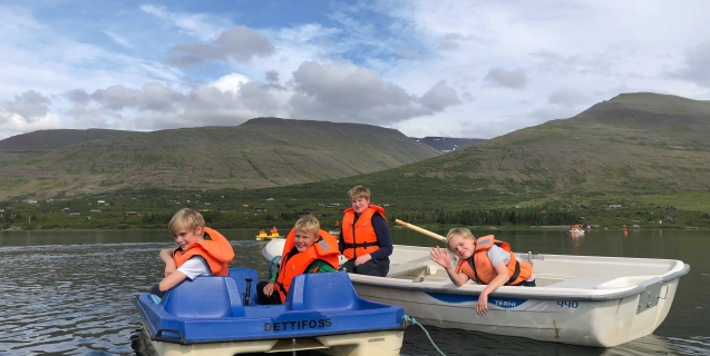 Vatnafjör og hermannaleikur á öðrum degi